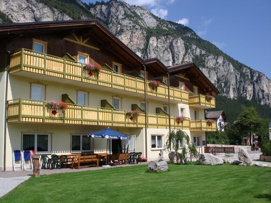 Foto Außenansicht Garni-Hotel Relax