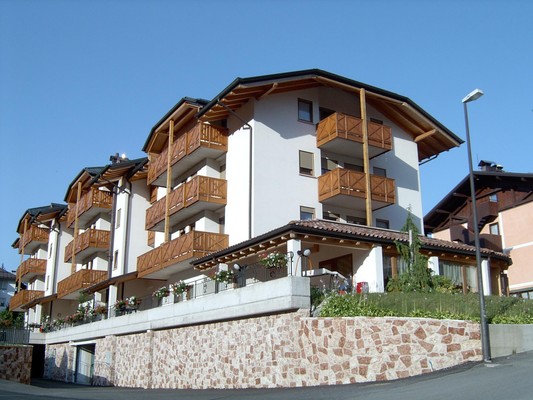 Foto esterno Residence Alba Nova