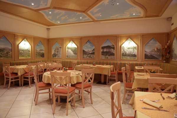 Il ristorante Fai della Paganella Casa Agostini