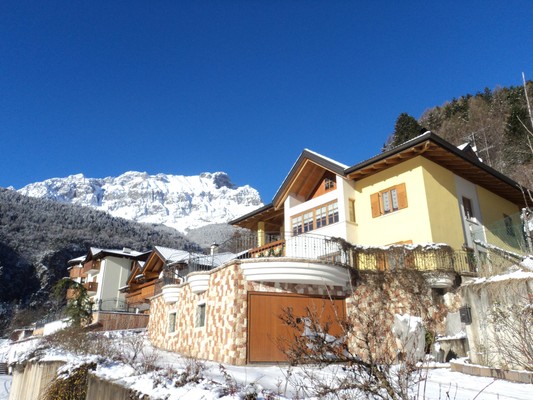 Foto Außenansicht Ferienwohnungen Villa Gardenia