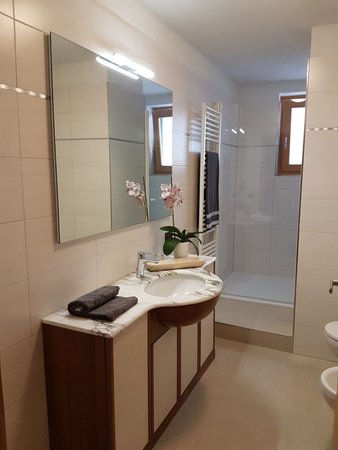 Foto del bagno Appartamenti Osti Sansoni Mariarosa