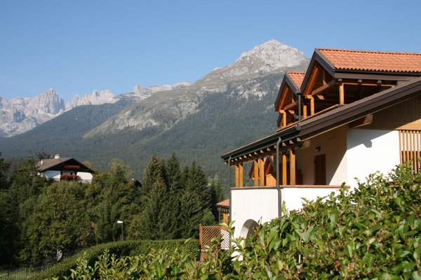 Foto esterno in estate Rì de la Clama