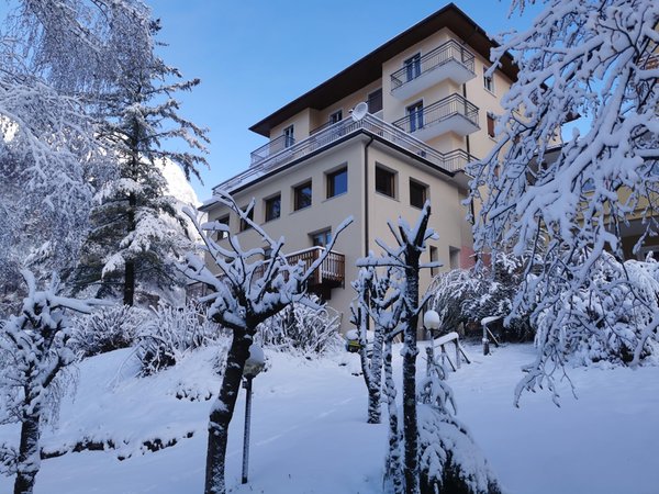 Foto invernale di presentazione B&B-Hotel Miramonti