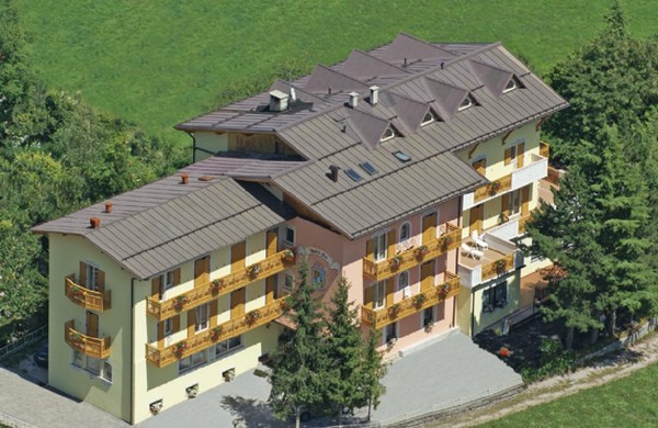 Foto Außenansicht Hotel Fai