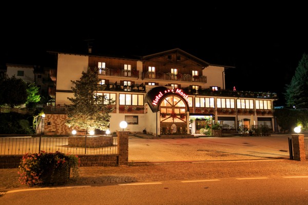 Foto esterno Hotel + Residence Montana
