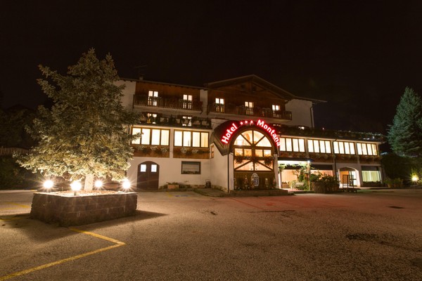 Foto esterno Hotel + Residence Montana
