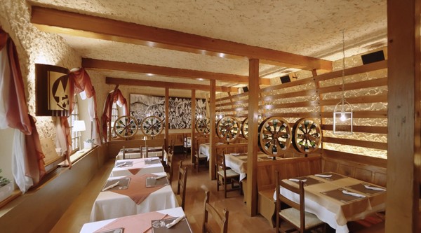 The restaurant Molveno La Botte