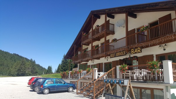 Foto Außenansicht Hotel Grizzly