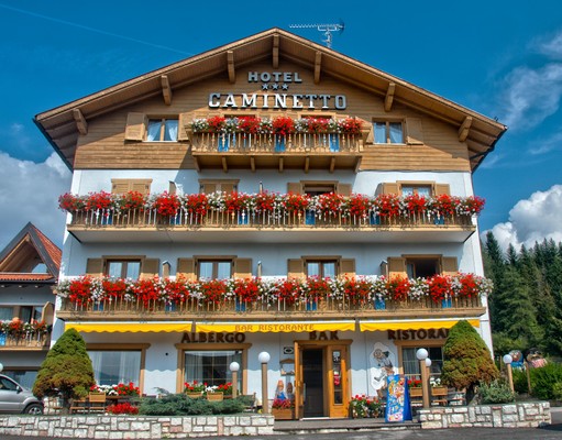 Photo exteriors Caminetto Mountain Resort
