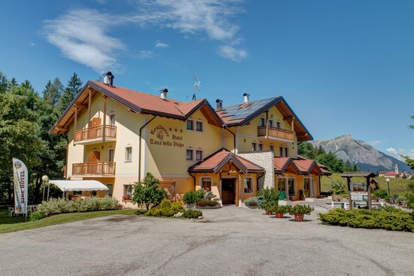 Foto esterno in estate Tana della Volpe