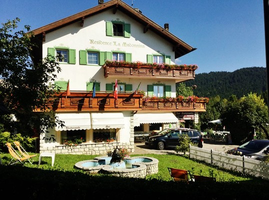 Photo exteriors Residence La Madonnina