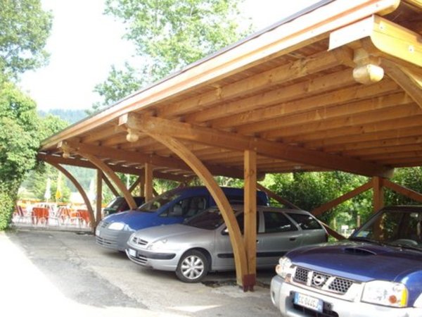 The car park Residence La Madonnina