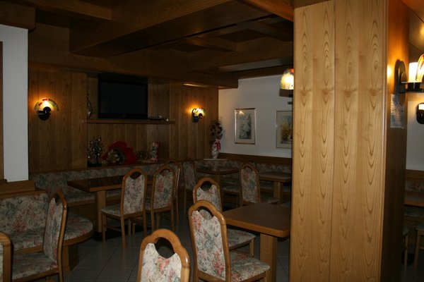 La hall