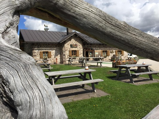 Photo exteriors Restaurant Agritur Malga Rolle