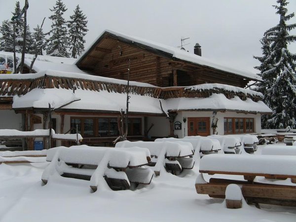 Foto esterno in inverno Ütia Col dl’ Ancona