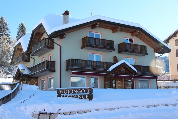 Foto esterno in inverno Giongo