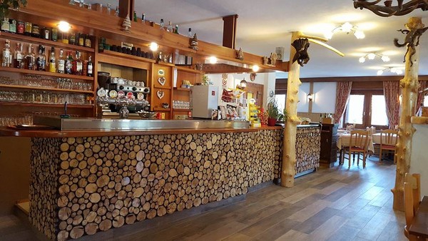 Foto del bar Hotel Ortesino