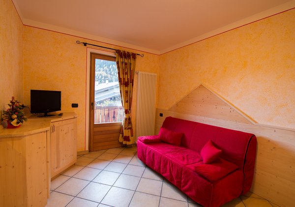 Il salotto B&B + Appartamenti Chalet La Rugiada