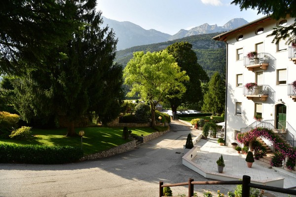 Photo exteriors Hotel Lillà