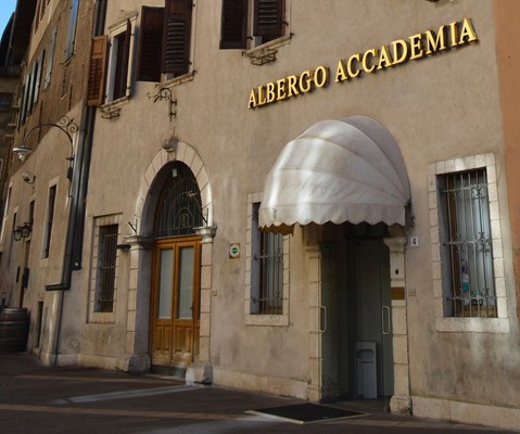 Foto esterno Hotel Accademia