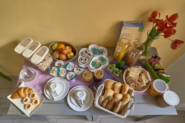 The breakfast Bed & Breakfast La Malvasia