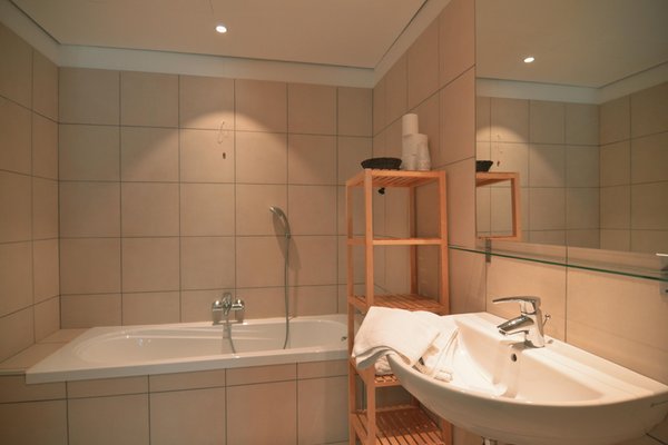 Foto vom Bad Residence Komodo Apartments