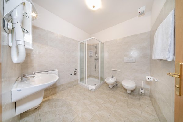 Foto del bagno Hotel Karinhall