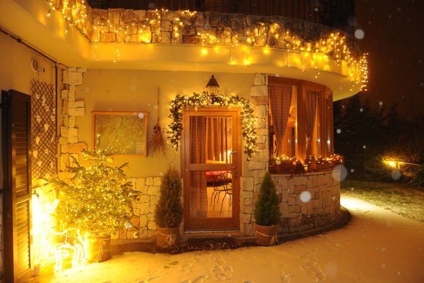 Foto invernale di presentazione Camere + Appartamenti Le Terrazze del Salè