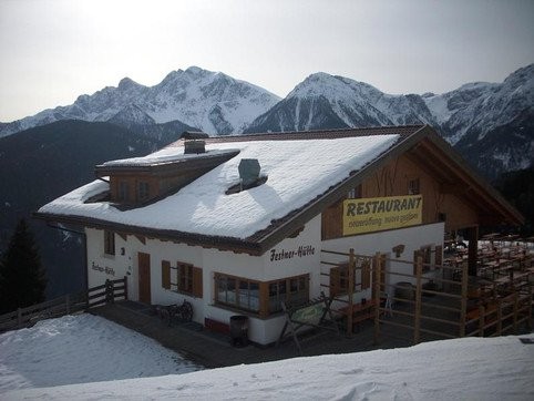 Photo exteriors Mountain hut Festner