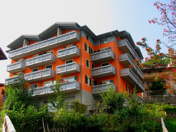 Foto estiva di presentazione Appartamenti Residenza Dossalt