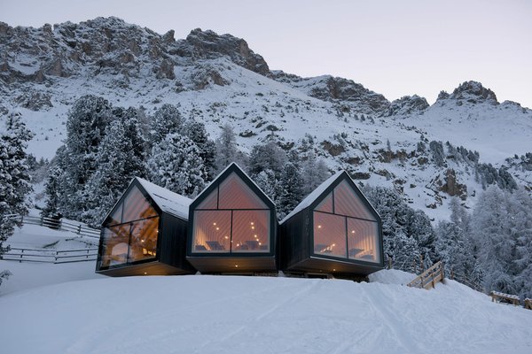 Foto invernale di presentazione Rifugio Oberholz