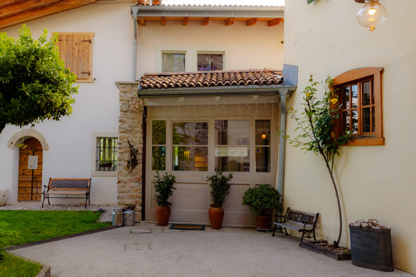 Foto Außenansicht B&B + Ferienwohnungen Villa Monica