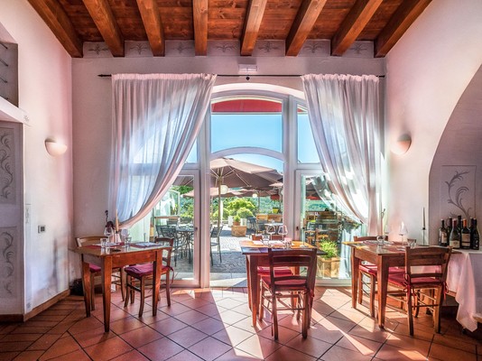 The restaurant Isera (Rovereto and Vallagarina) Casa del Vino della Vallagarina