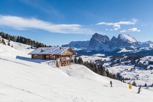 Winter presentation photo Mountain hut Tschötsch Alm