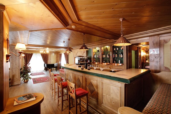 Foto del bar Hotel Perla