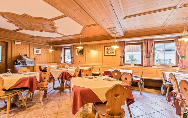 Il ristorante Colfosco Agriturismo L'Sciadà