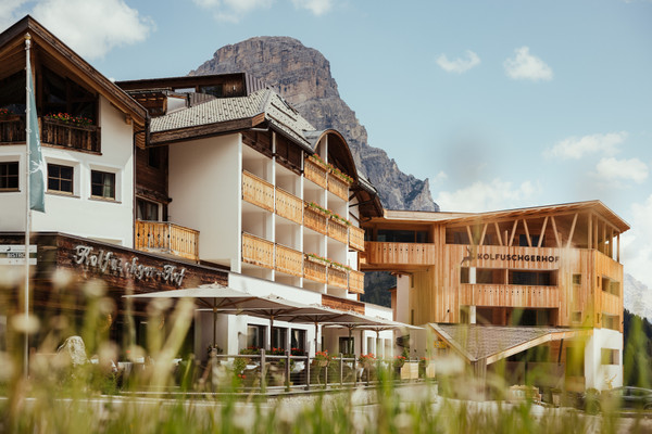 Foto Außenansicht Restaurant Kolfuschgerhof Mountain Resort