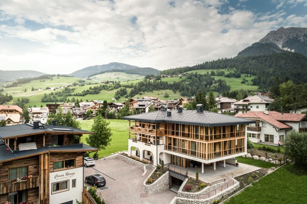 Photo exteriors Apartments Chalet Martina