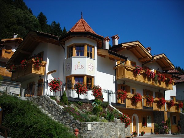 Foto estiva di presentazione Appartamento Casa Tirolensis