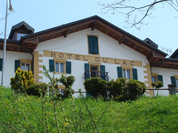 Foto esterno in estate Du Lac