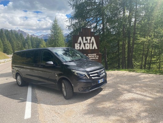Taxi Alta Badia La Val and Pederoa