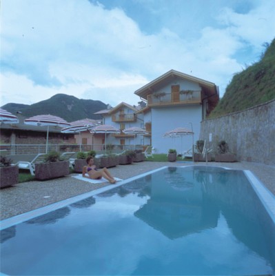 Photo of the outdoor swimming pool