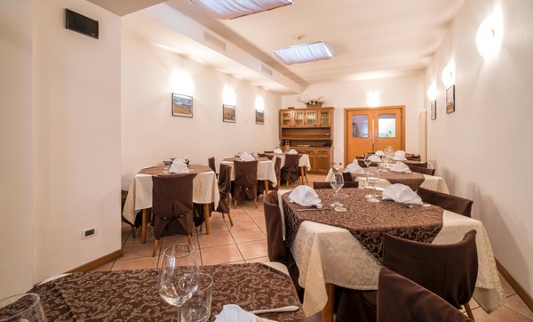 The restaurant Segonzano (Valle di Cembra) Alle Piramidi