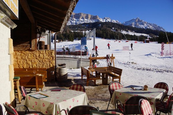 Foto esterno in inverno La Munt