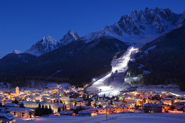 Caratteristica rappresentazione di San Candido (Tre Cime - Alta Pusteria)