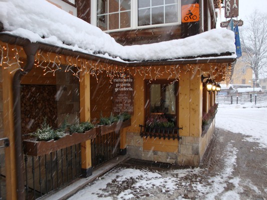 Photo exteriors Restaurant and Pizza Stella