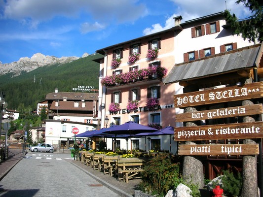 Photo exteriors Restaurant and Pizza Stella