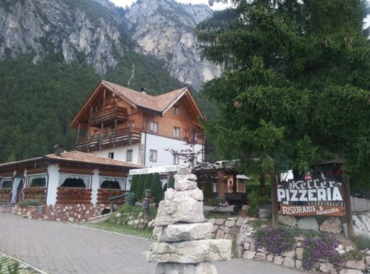 Foto Außenansicht Restaurant Pizzeria Keller