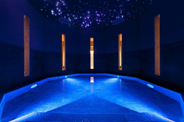 Photo of the indoor swimming pool