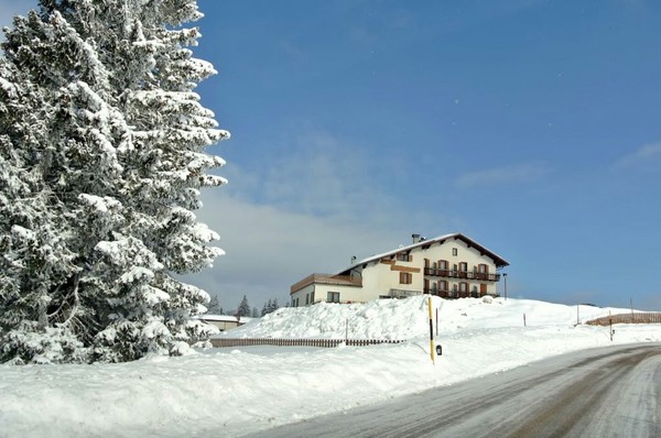 Foto Außenansicht Restaurant Forte Cherle